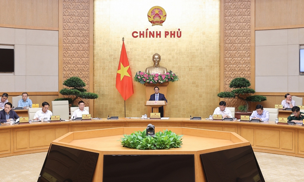 Thủ tướng chủ trì phiên họp Chính phủ về chính quyền địa phương 2 cấp.