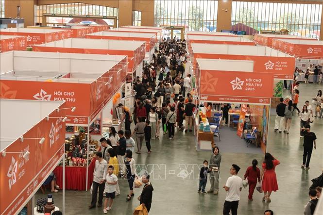 Một góc gian hàng tại hội chợ. Ảnh: Trần Việt/TTXVN