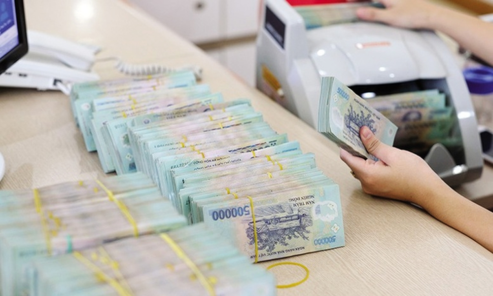 Từ ngày 1/11, chuyển tiền giá trị lớn phải cung cấp đầy đủ dữ liệu cá nhân và giao dịch. (Ảnh minh họa)