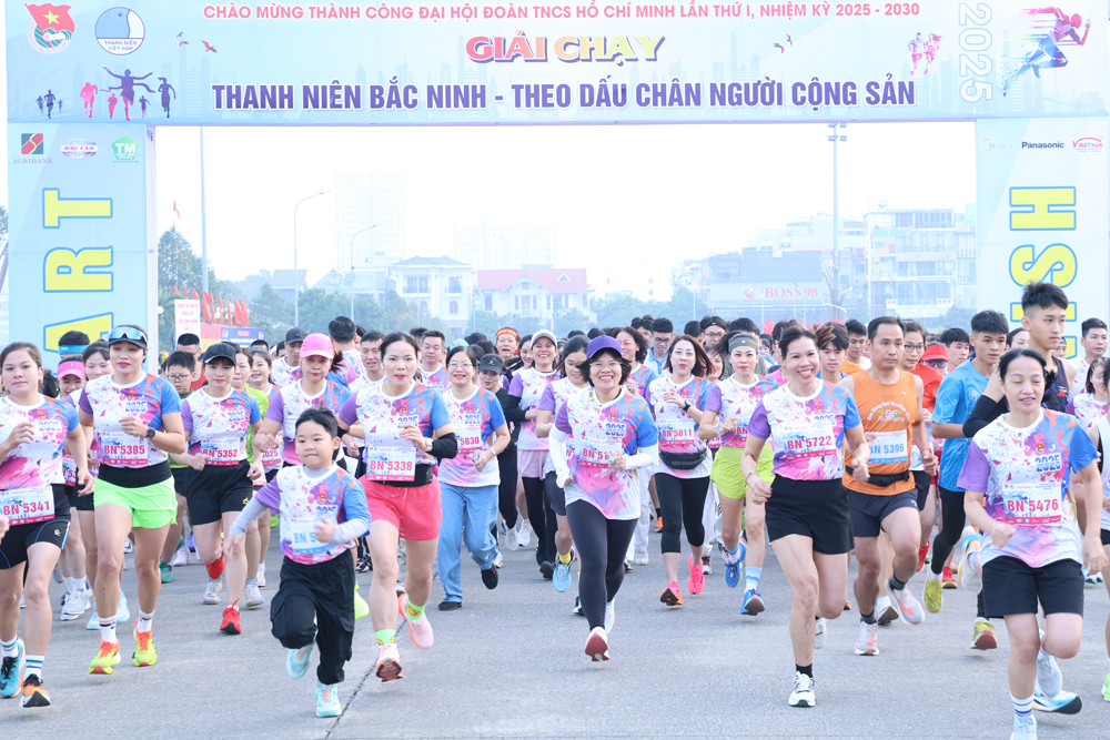 Các vận động viên xuất phát ở cự ly 5 km.