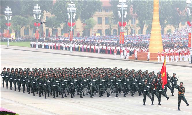 Khối chiến sĩ Pháo binh tại Lễ kỷ niệm, diễu binh, diễu hành 80 năm Cách mạng tháng Tám thành công và Quốc khánh nước CHXHCN Việt Nam (2/9/1945 - 2/9/2025). Ảnh: Phương Hoa/TTXVN