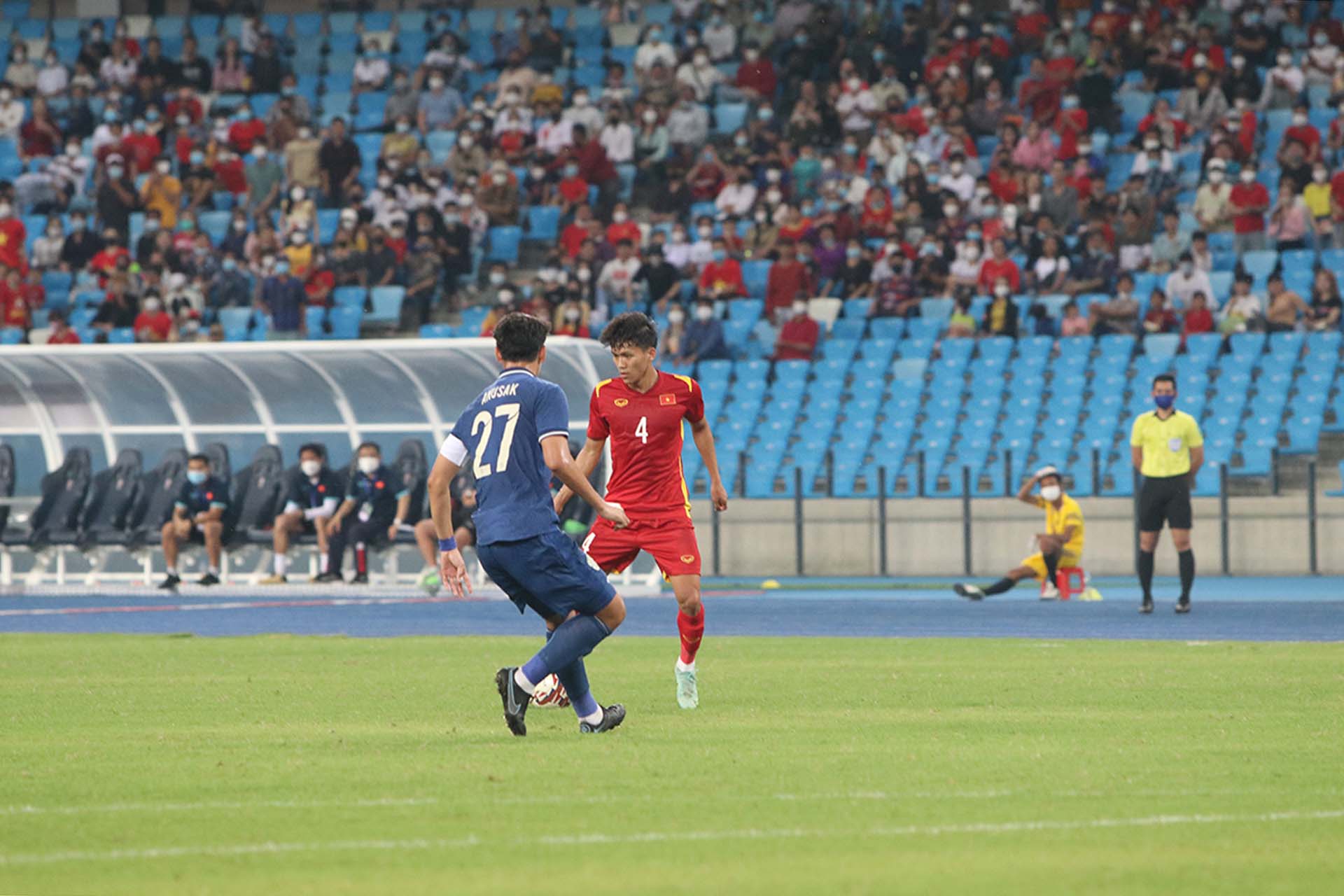 Bảo Toàn mở tỷ số cho U23 Việt Nam ở phút bù giờ của hiệp 1. (Ảnh: VFF)