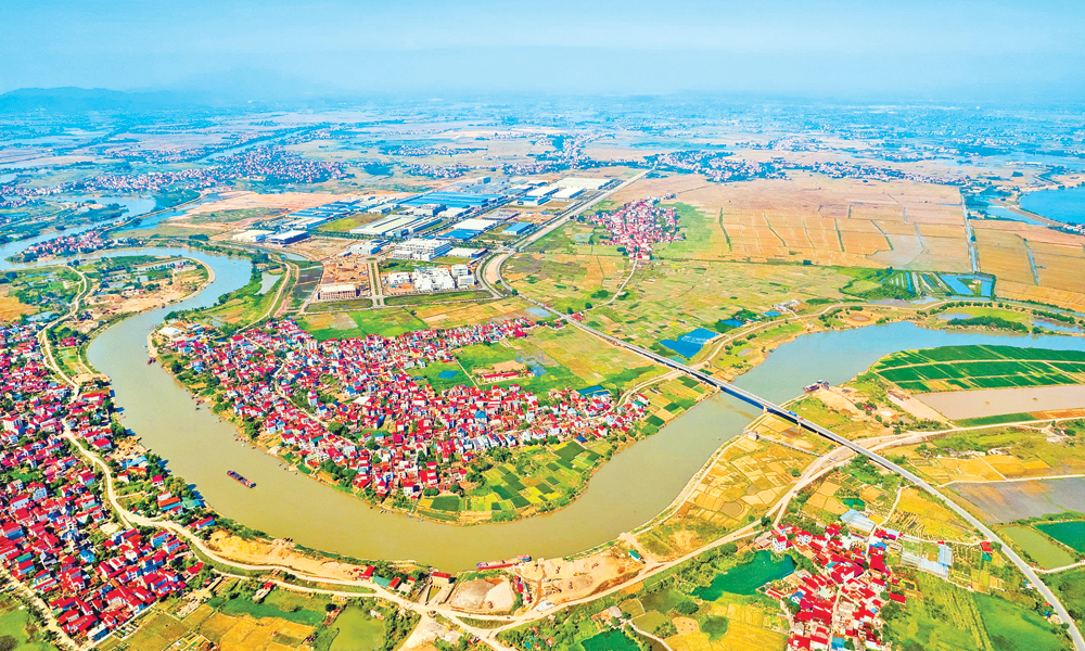 Đôi bờ sông Như Nguyệt. Ảnh: Trương Xuân Thắng.