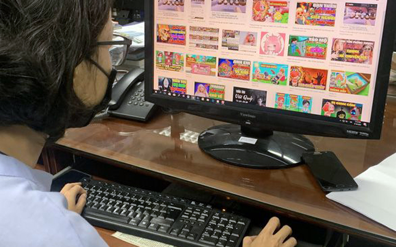 Nhiều kênh video, trang web ... đăng tải các nội dung phản cảm, không phù hợp với trẻ em.