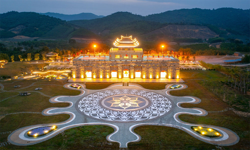 Khu du lịch Tây Yên Tử (Bắc Giang).