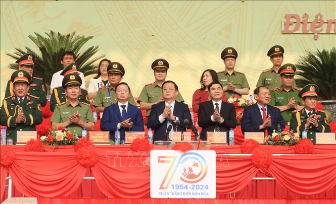 Các đồng chí lãnh đạo dự lễ tổng duyệt. Ảnh: Lâm Khánh/TTXVN
