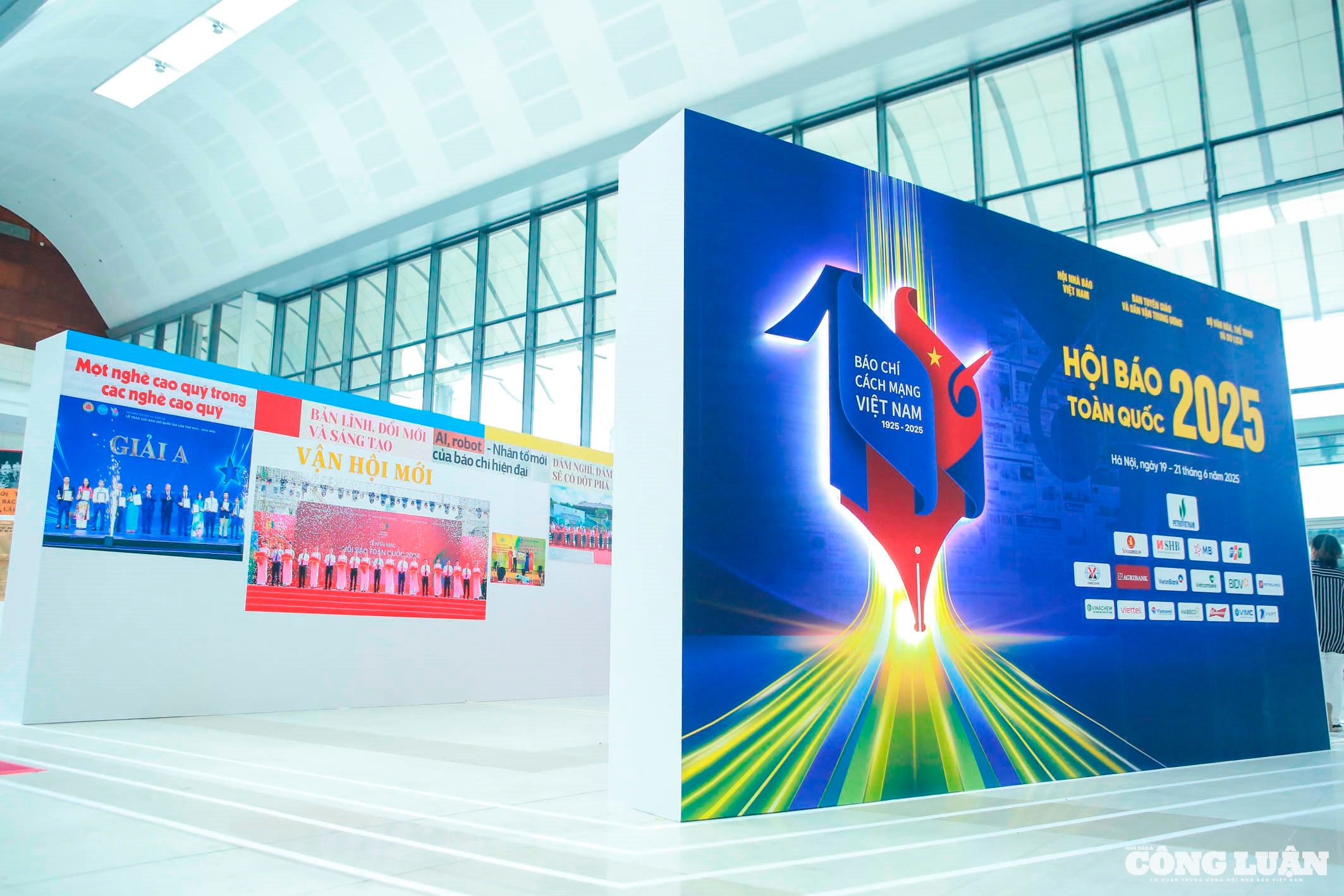 Mọi thứ đều đã sẵn sàng cho ngày hội lớn của báo chí nước nhà.