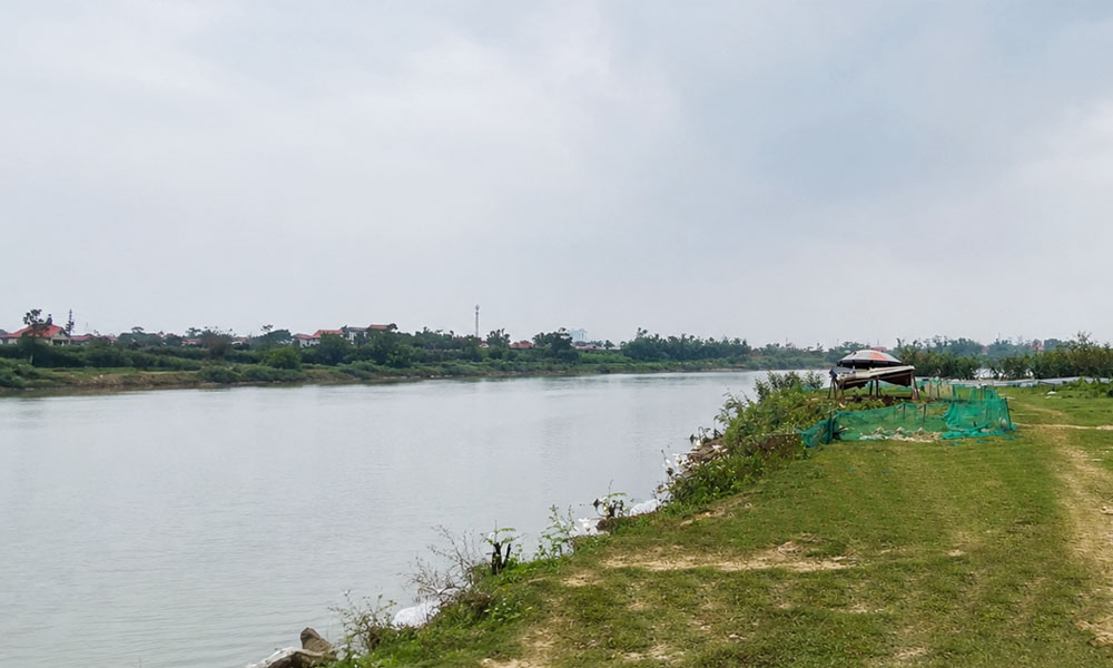 Khu vực sông Cầu đoạn kết nối giữa phường Kinh Bắc và phường Vân Hà.