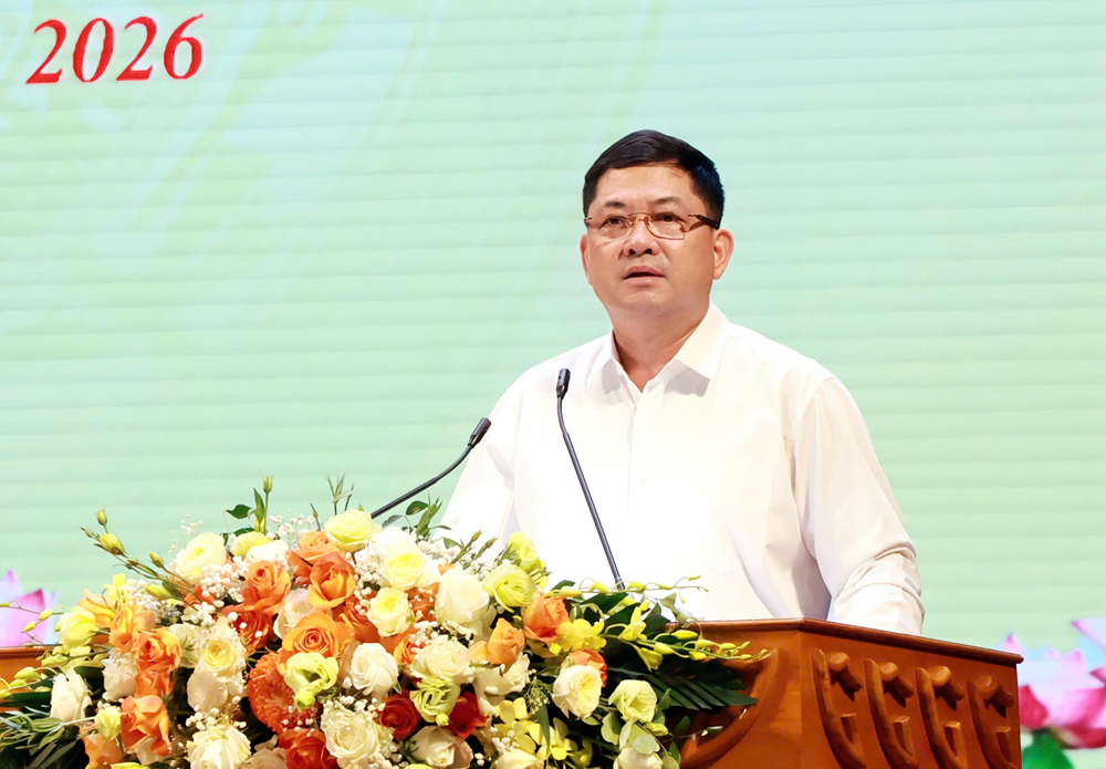 
Đồng chí Bí thư Tỉnh ủy phát biểu chỉ đạo tại hội nghị.