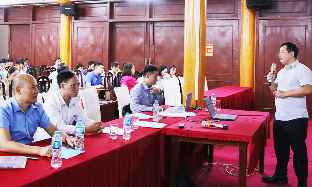 Đồng chí Nguyễn Thế Long, Văn phòng Điều phối Trung ương (Chương trình mục tiêu quốc gia) giới thiệu những điểm mới trong công tác rà soát hộ nghèo, cận nghèo năm 2026.
