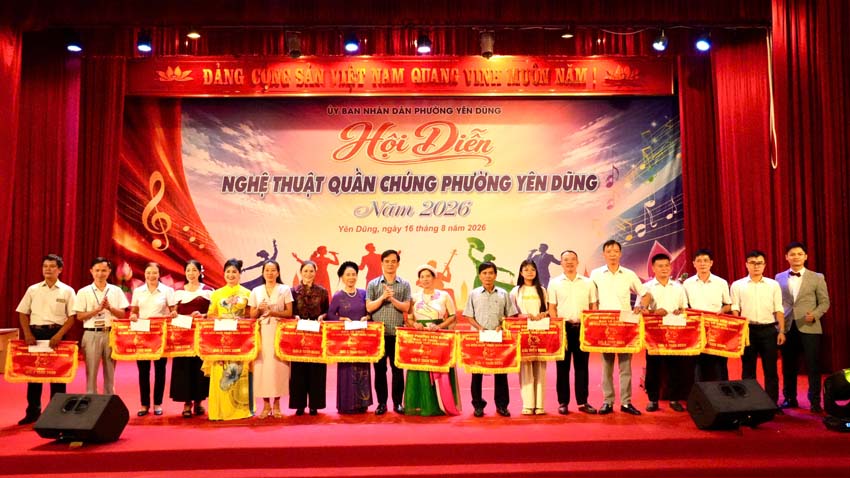 BTC trao giải cho các đơn vị xuất sắc