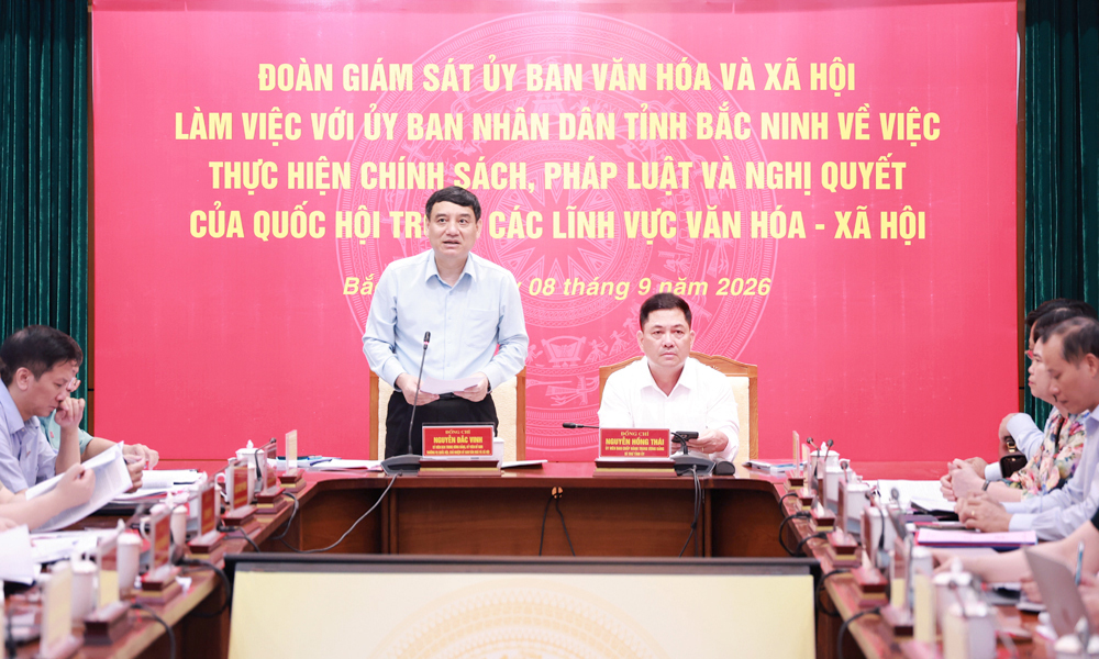 Đồng chí Nguyễn Đắc Vinh kết luận buổi làm việc.