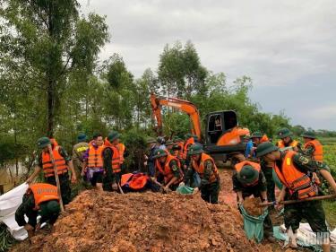 LLVT tỉnh Bắc Ninh huy động cán bộ, chiến sĩ khẩn trương hỗ trợ, khắc phục hậu quả bão, lụt.