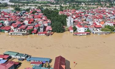Lũ trên sông Cầu đoạn qua Bắc Ninh tiếp tục dâng cao.