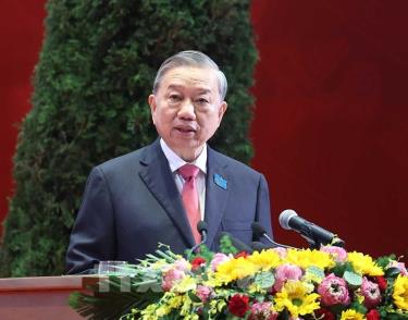 Tổng Bí Thư Tô Lâm phát biểu chỉ đạo Đại hội Đại biểu Đảng bộ thành phố Hà Nội lần thứ XVIII. Ảnh: Thống Nhất-TTXVN