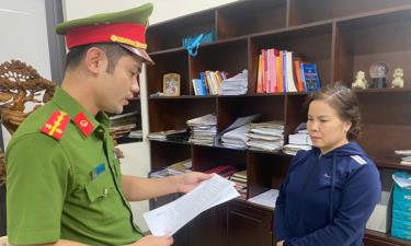 Cơ quan Công an thi hành lệnh bắt giữ, khám xét đối với Lê Thị Thanh Thuỷ.