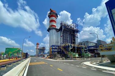 Nhà máy nhiệt điện Nhơn Trạch 3 và 4 của Petrovietnam sử dụng nhiên liệu khí LNG ít phát thải.