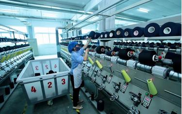 ây chuyền sản xuất tại Công ty TNHH dệt nhuộm Jasan Việt Nam tại Khu công nghiệp Phố Nối B (Hưng Yên). (Ảnh: VIẾT CHUNG)