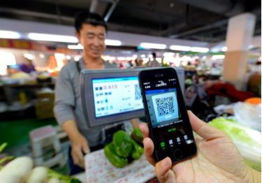 Sự tăng trưởng nhanh chóng của thanh toán không dùng tiền mặt tại Trung Quốc đã có một tác động to lớn đến sự phát triển chuyển đổi số tại quốc gia này nhưng gây khó khăn cho khách du lịch.
Ảnh: TechHQ