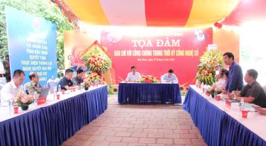 Quang cảnh buổi tọa đàm.