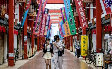 Nhật Bản mở cửa có điều kiện cho khách du lịch nước ngoài. (Ảnh UNHERD)