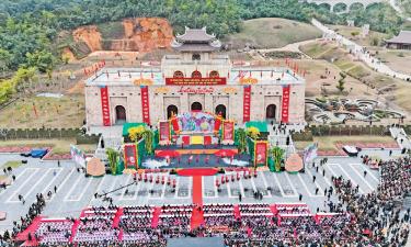 Lễ khai mạc Tuần Văn hóa - Du lịch Bắc Giang năm 2025 tại Khu du lịch Tâm linh - sinh thái Tây Yên Tử.