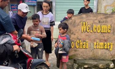 2 bé trai được tìm thấy sống sót nhờ uống nước trong bể téc (Ảnh: Nhân vật cung cấp).