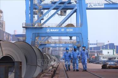 Thép thành phẩm được dự kiến sẽ tăng trong năm 2024. Ảnh: Tuấn Anh/TTXVN