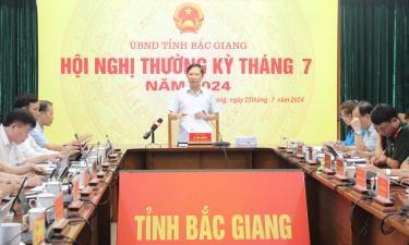 Đồng chí Phan Thế Tuấn phát biểu tại hội nghị.