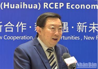 Chuyên gia Hứa Ninh Ninh trong một lần trả lời phỏng vấn của phóng viên Báo Nhân Dân thường trú tại Trung Quốc.
