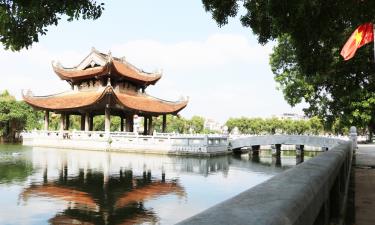 Di tích quốc gia đặc biệt Đền Đô (phường Từ Sơn) là nơi Chi bộ Đảng Đình Bảng đầu tiên được thành lập vào tháng 8/1940.

Trong ảnh: Thủy đình Đền Đô.
